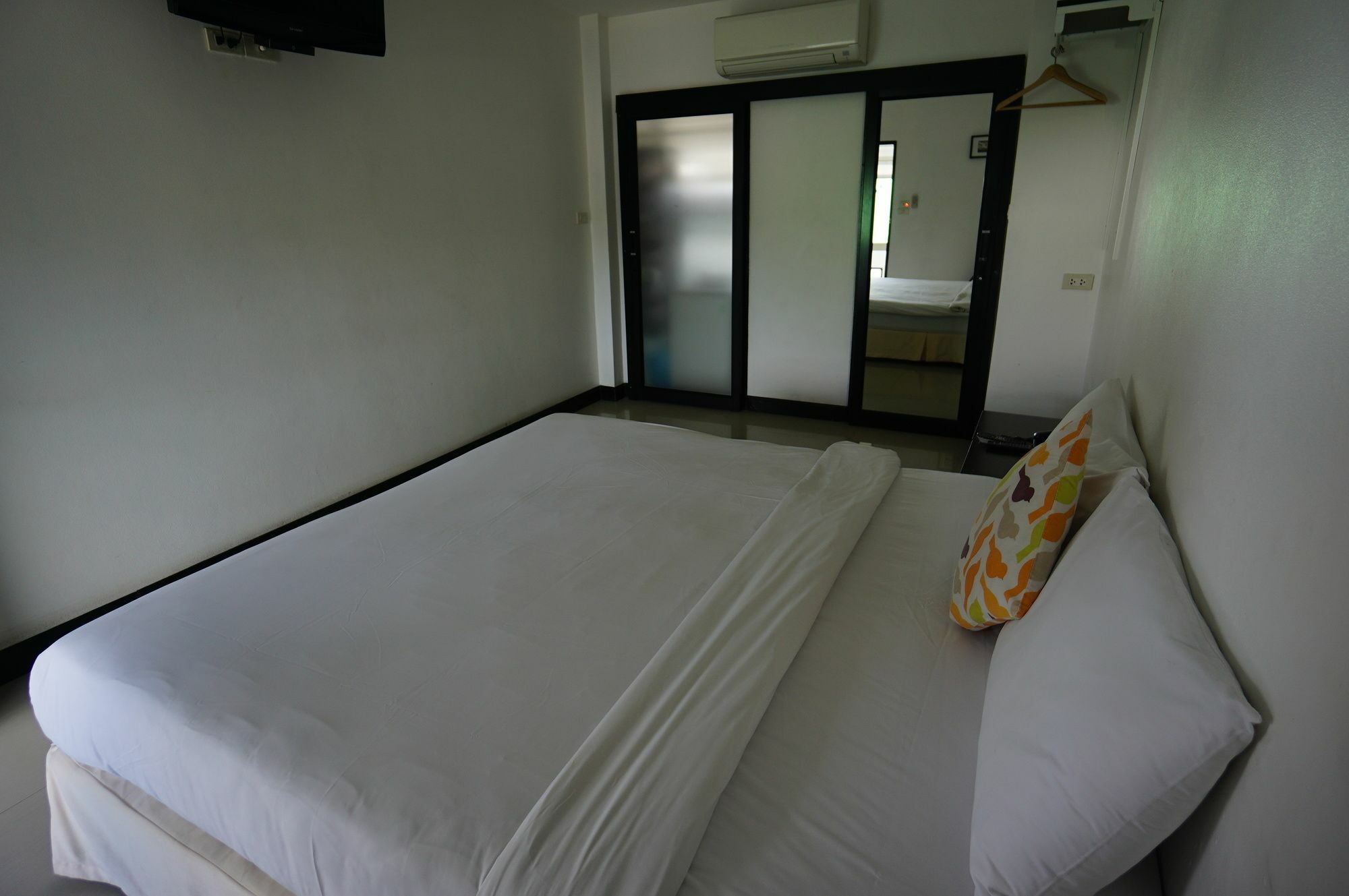 The Auto Place Phuket Dış mekan fotoğraf