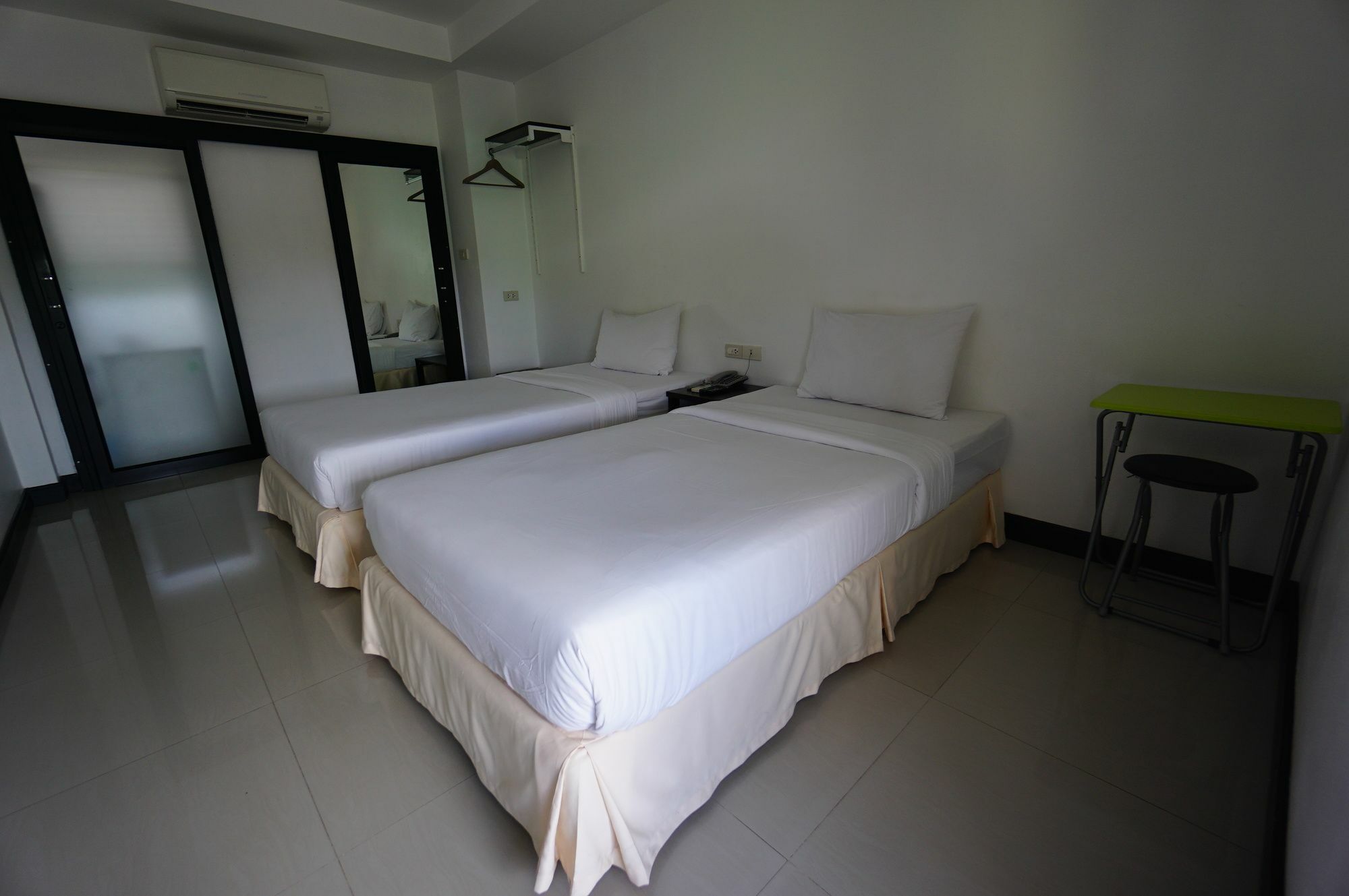 The Auto Place Phuket Dış mekan fotoğraf